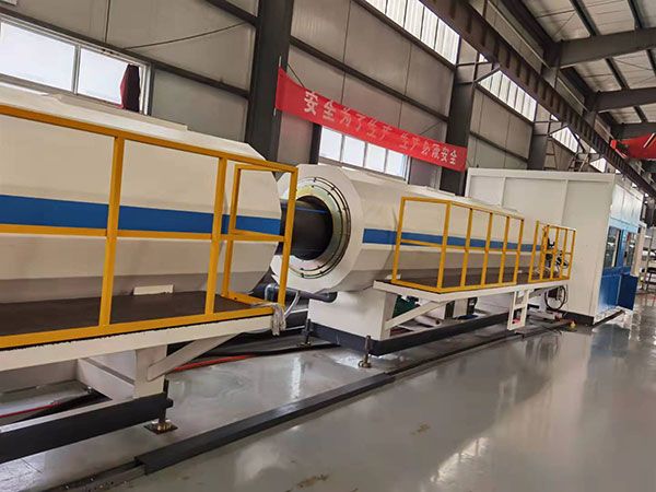 塑料（liào）管材機組