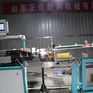 高速貼片滴灌(guàn)帶生產線