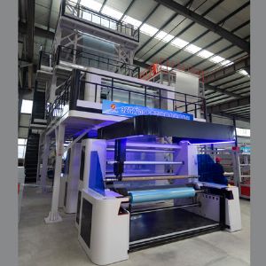 上牽（qiān）引旋轉包裝膜機組